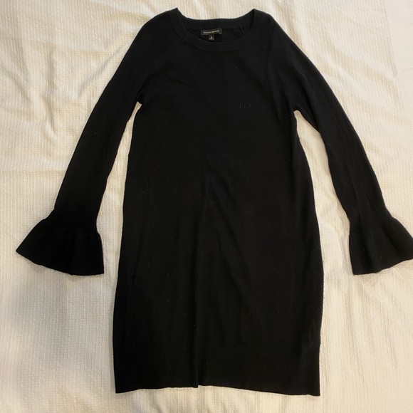 Dresses & Skirts - Banana republic sweater dress